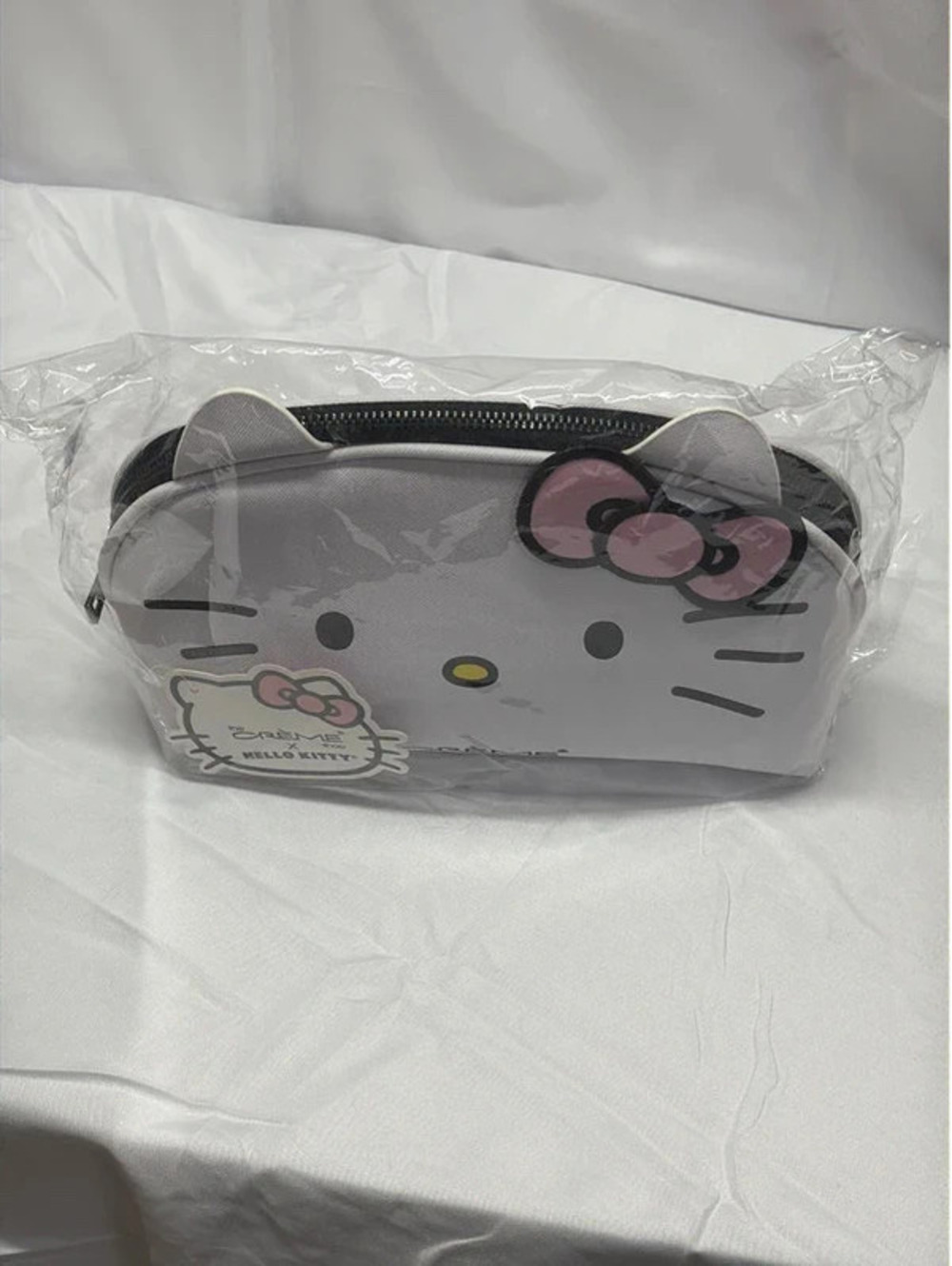 Hello Kitty, make up bag